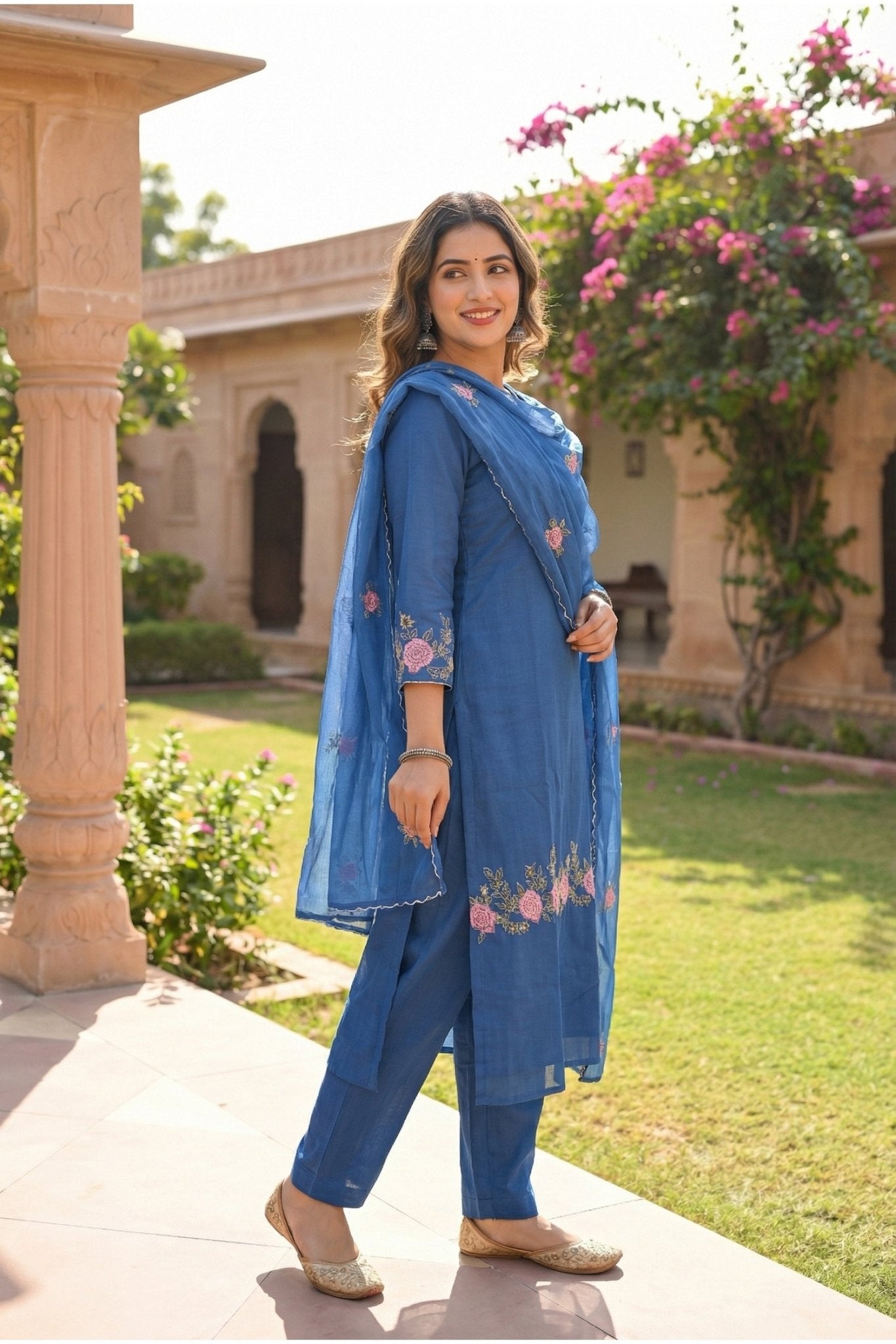Floral Embroidered Kurta Set with Buti Work - Freyaa USA & Canada