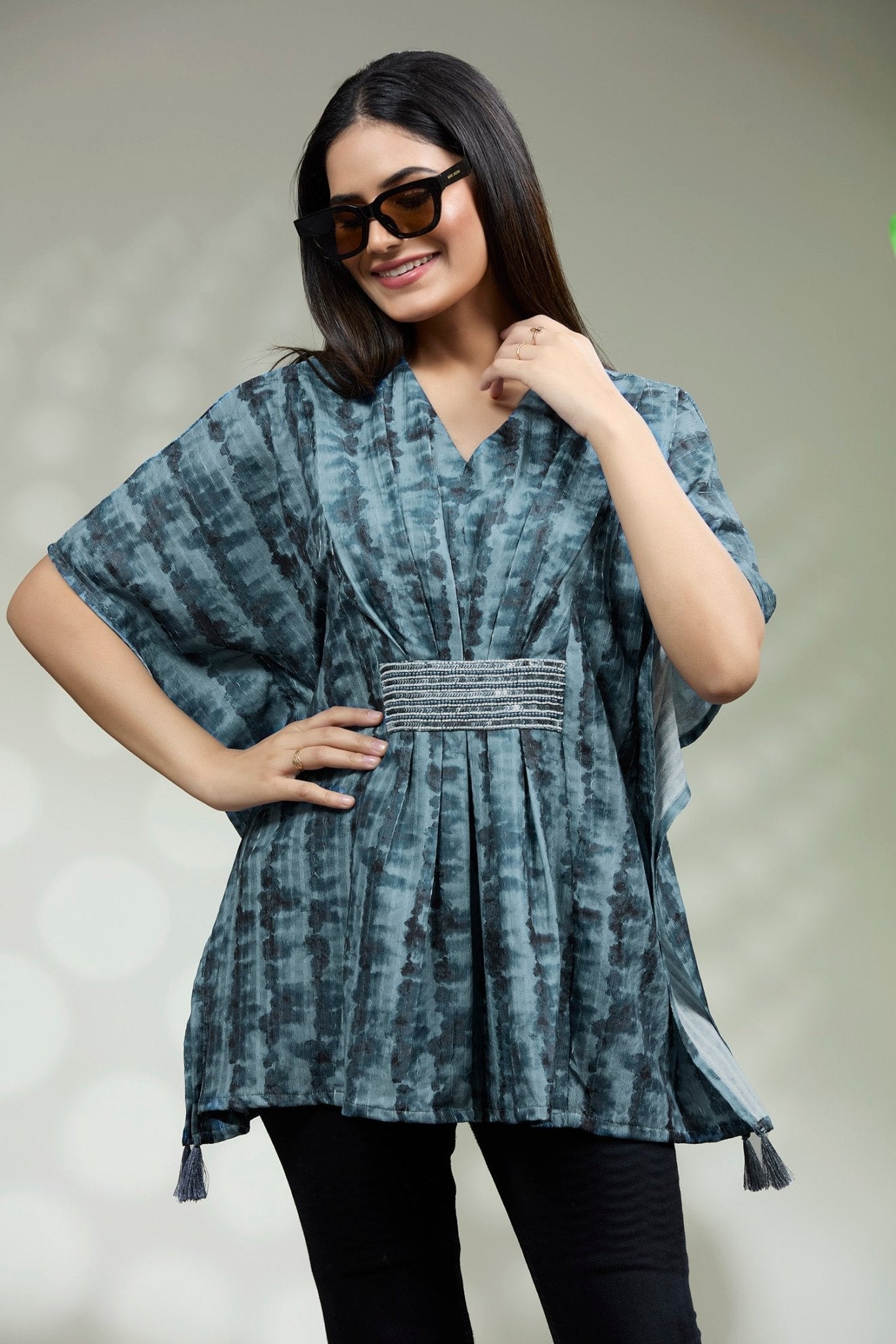 Trendy Tie Dye Kaftan with broach - Freyaa USA & Canada