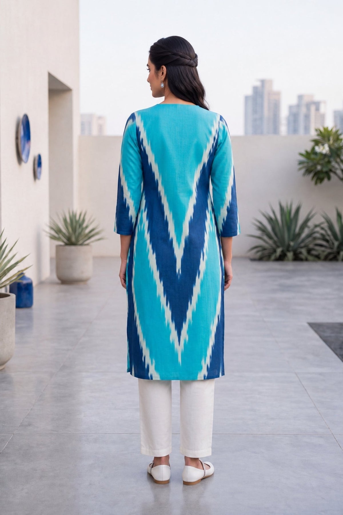 Blue & White Ikat Chevron Print Kurta Set - Freyaa