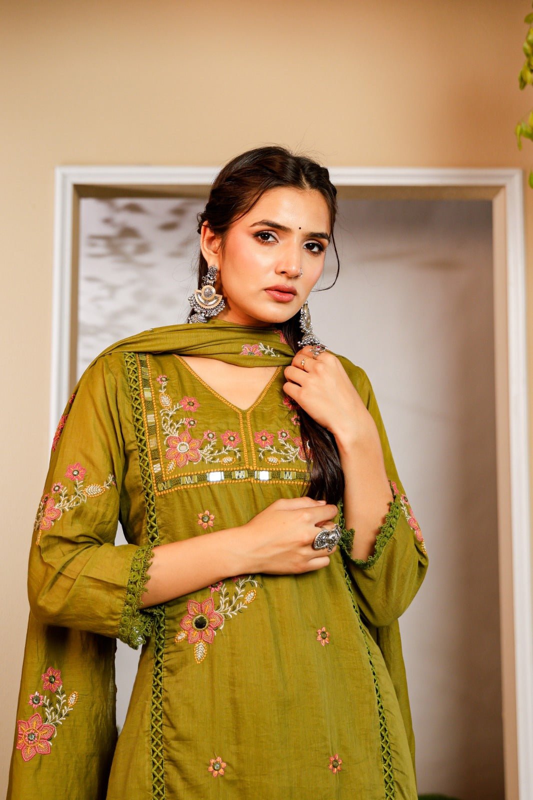 Green Embroidered Three-Piece Suit Set - Freyaa USA & Canada
