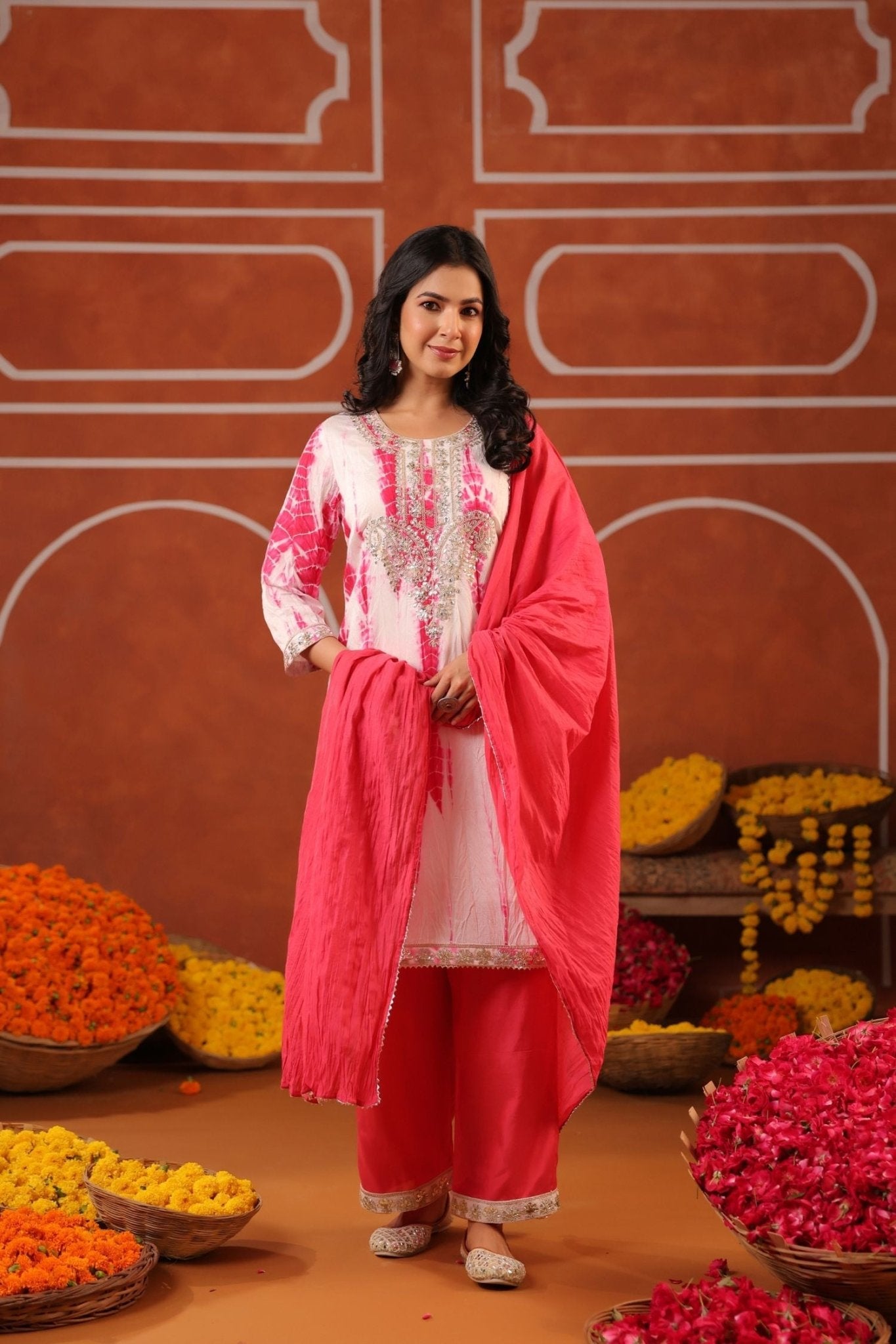 Freyaa Pink Tie-Dye Gotta Patti Embroidered Straight Kurta Trouser Dupatta Set - Freyaa USA & Canada
