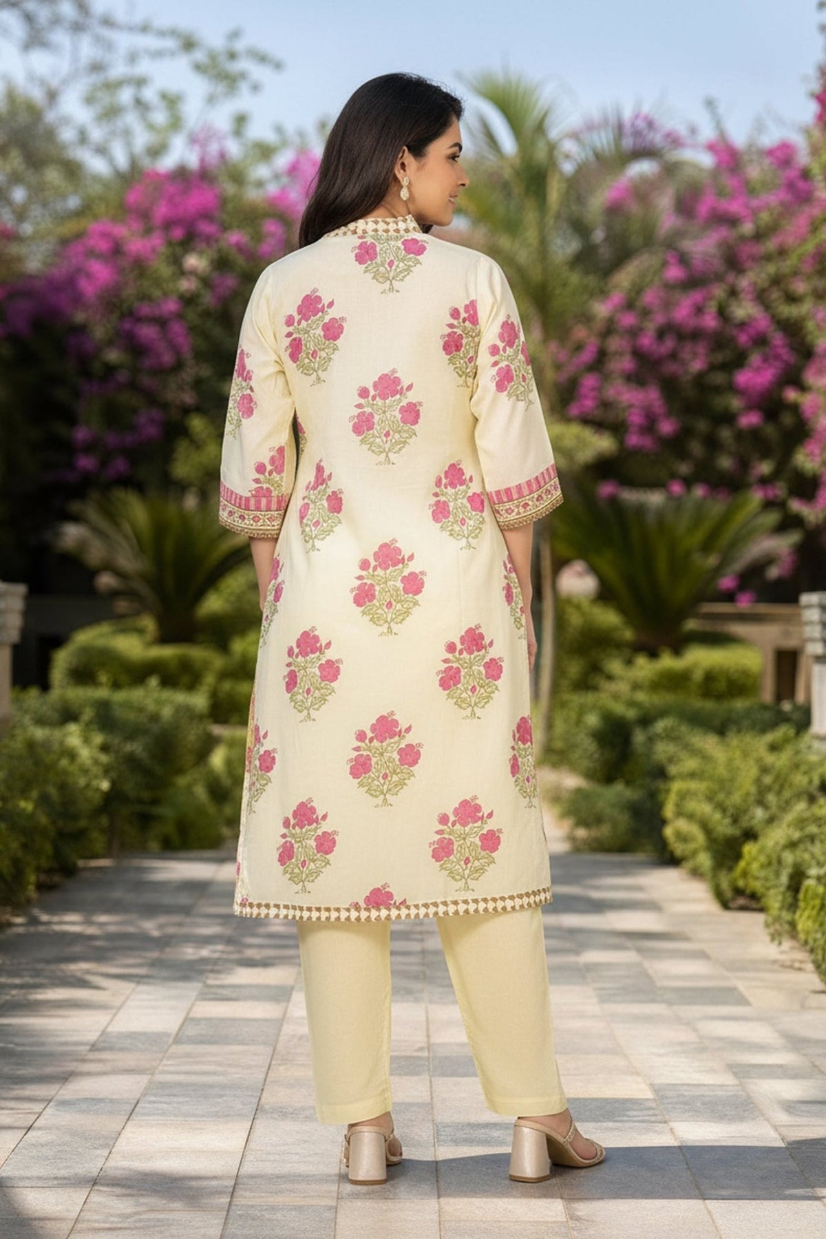 Off-White Floral Printed A-Line Kurta Co-Ord Set - Freyaa