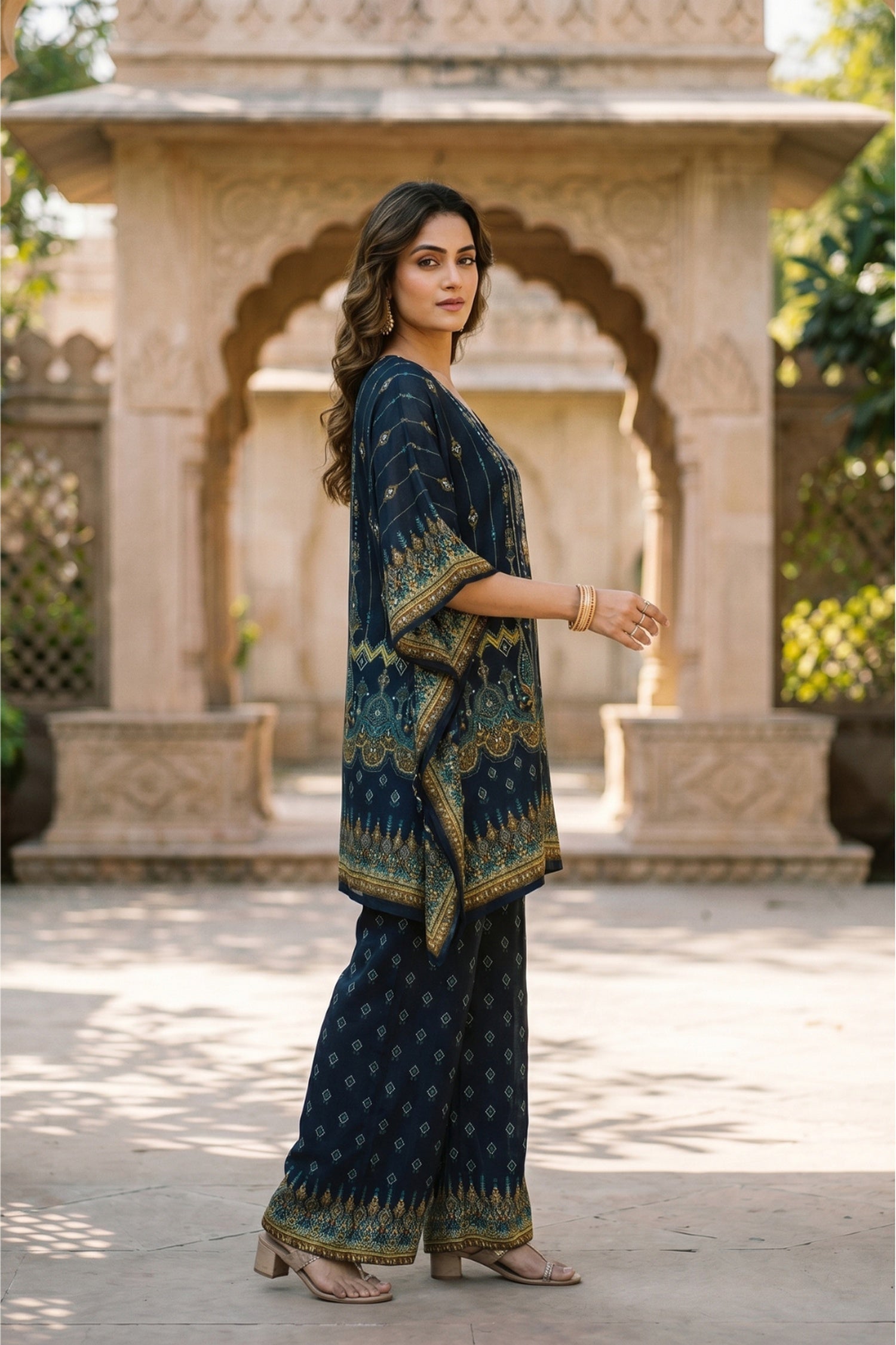 Chinon Slik Graceful Kaftan Cord set