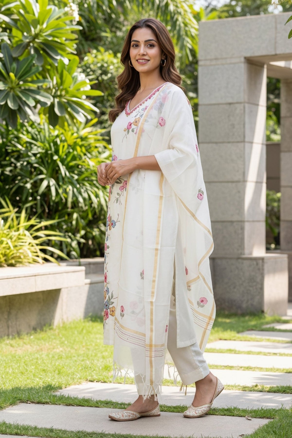 Off-White Floral Hand-Embroidered Mul Chanderi Kurta Set with Dupatta - Freyaa