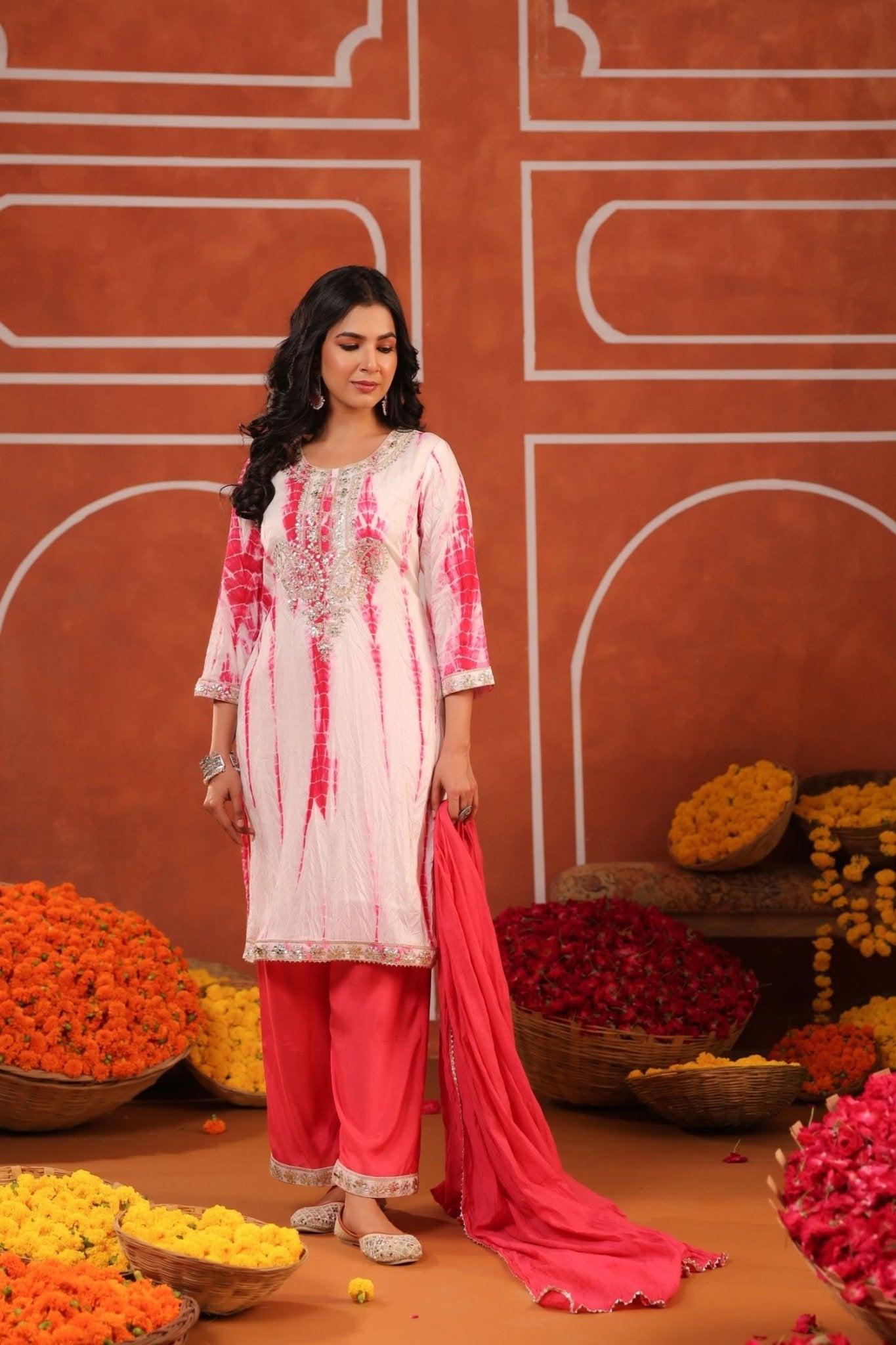 Freyaa Pink Tie-Dye Gotta Patti Embroidered Straight Kurta Trouser Dupatta Set - Freyaa USA & Canada